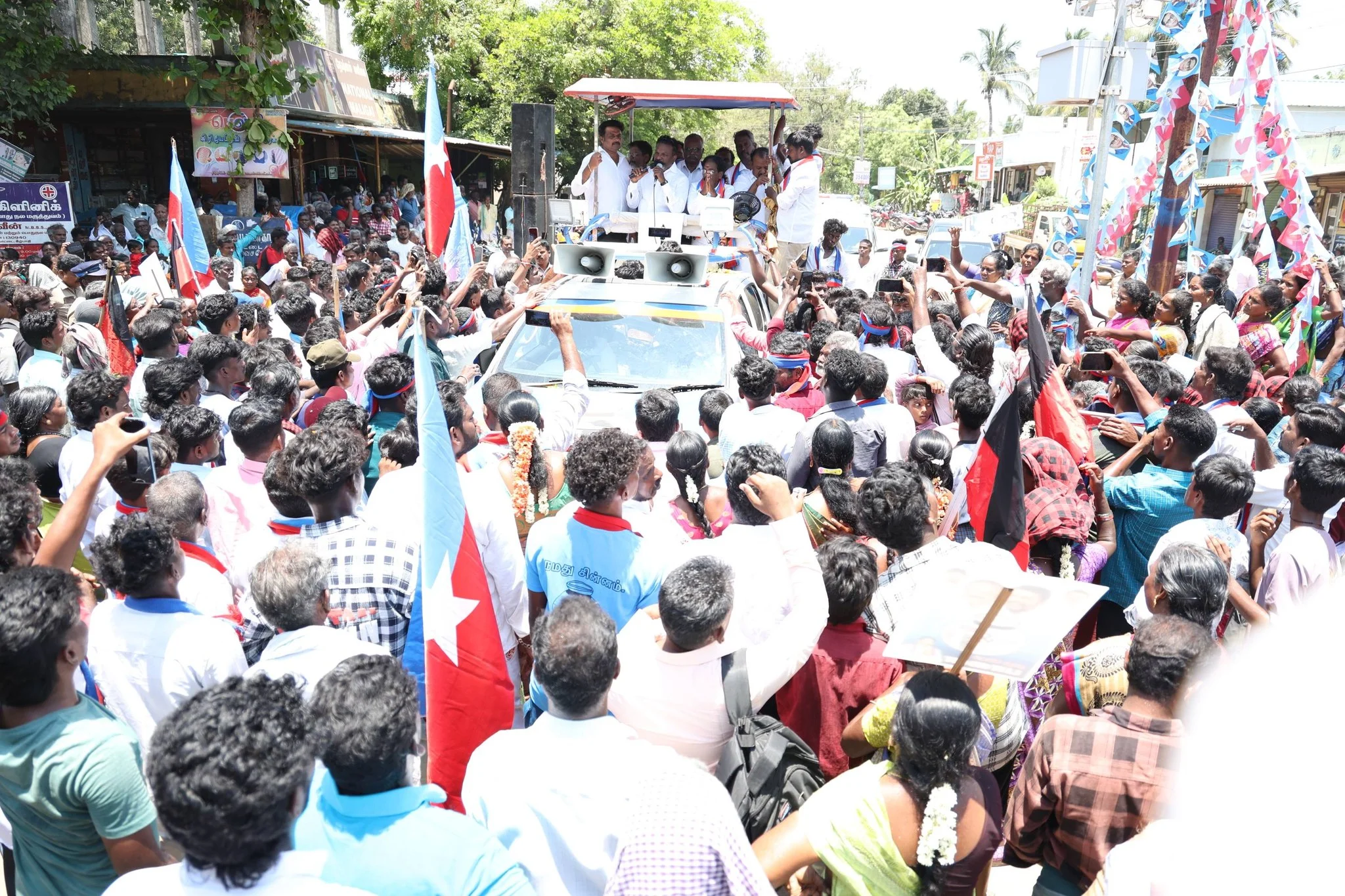 3e3e2a1a980849e9915db0f636ae7201